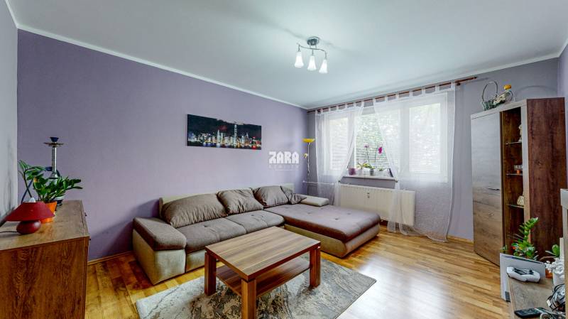 KVP Čordáková 3 izbový byt _obývacia izba - ZARA reality 