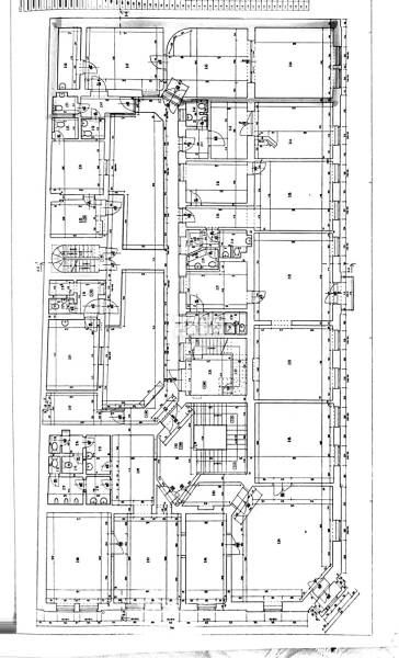 3 izbový tehlový byt ul. Štúrová _ centrum mesta Košice)